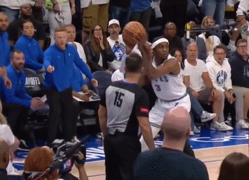 开云体育官网-NBA教练挑战规则更新 目睹漏判无能为力将成历史！