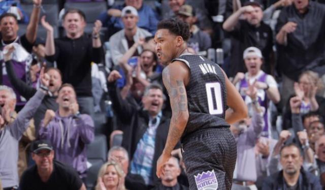 国王克勇利器！蒙克两战完爆普尔 需谢湖人出精品