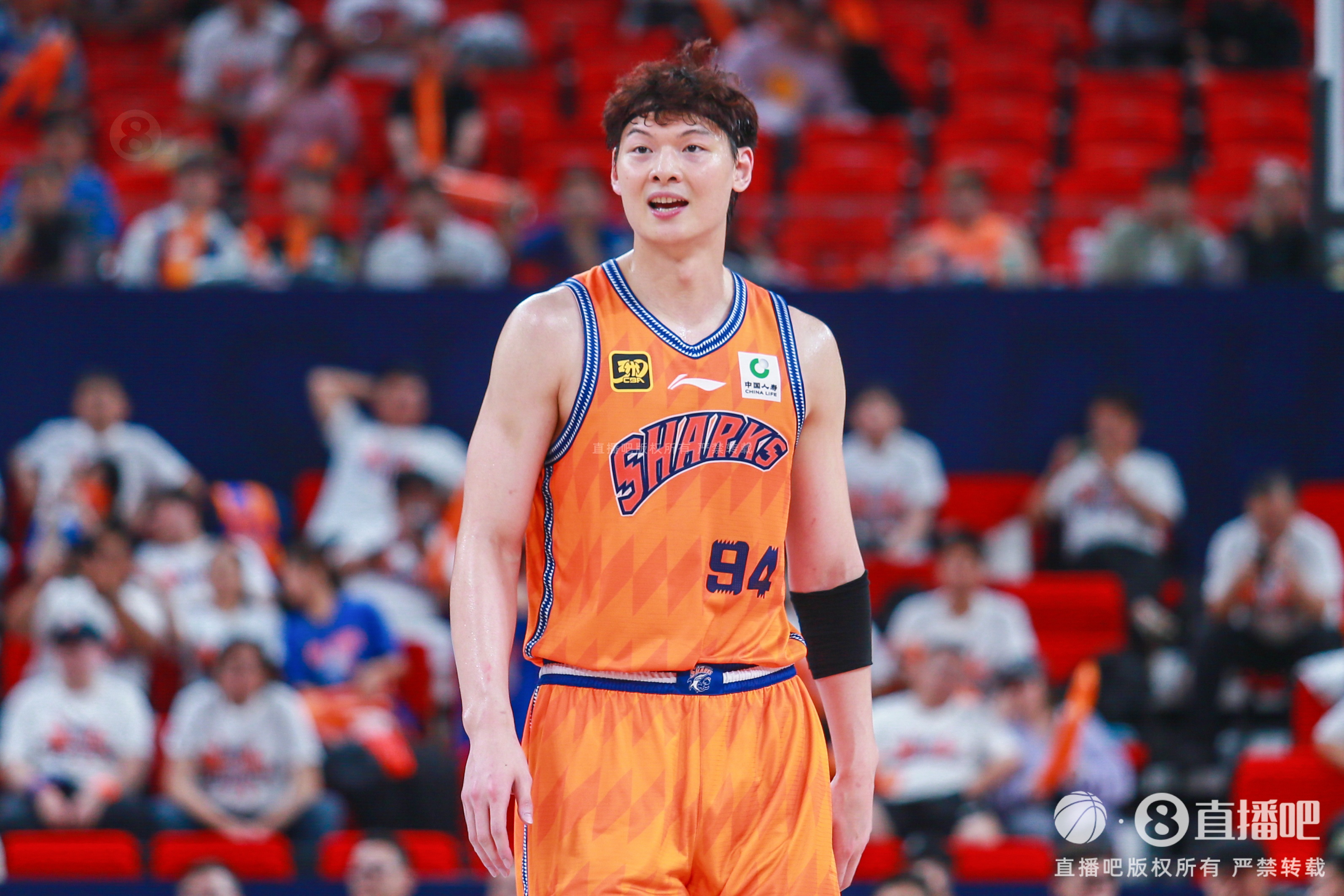开云体育下载-媒体人：很多人都忘了王哲林是两届MVP&amp;入选过10次全明星的球员