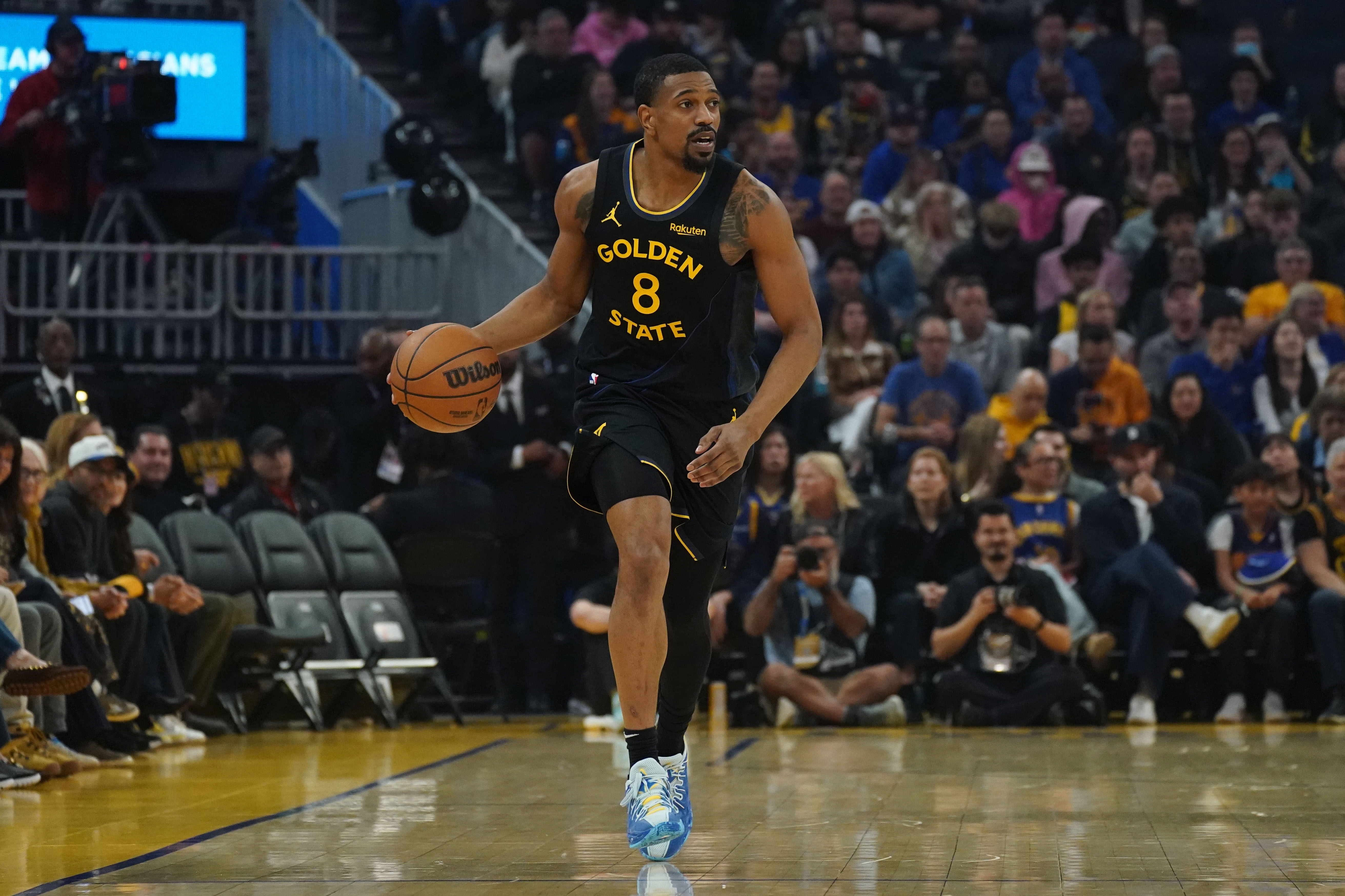 梅尔顿：我一直想办法走出最近的低谷期 队友们一直给我信心