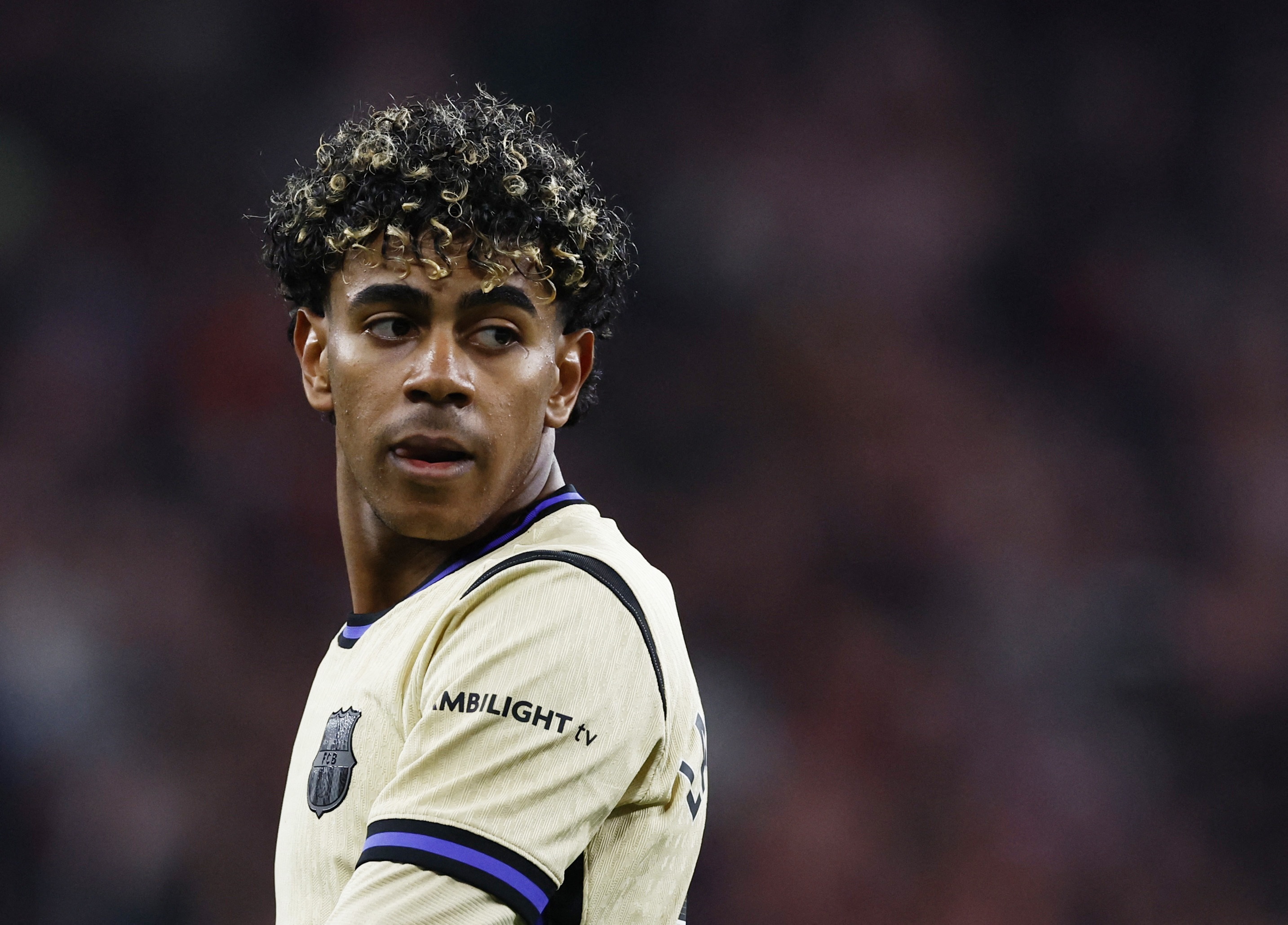 开云体育下载-尽力局！亚马尔过人、关键传球、造犯规等多项数据领跑全场